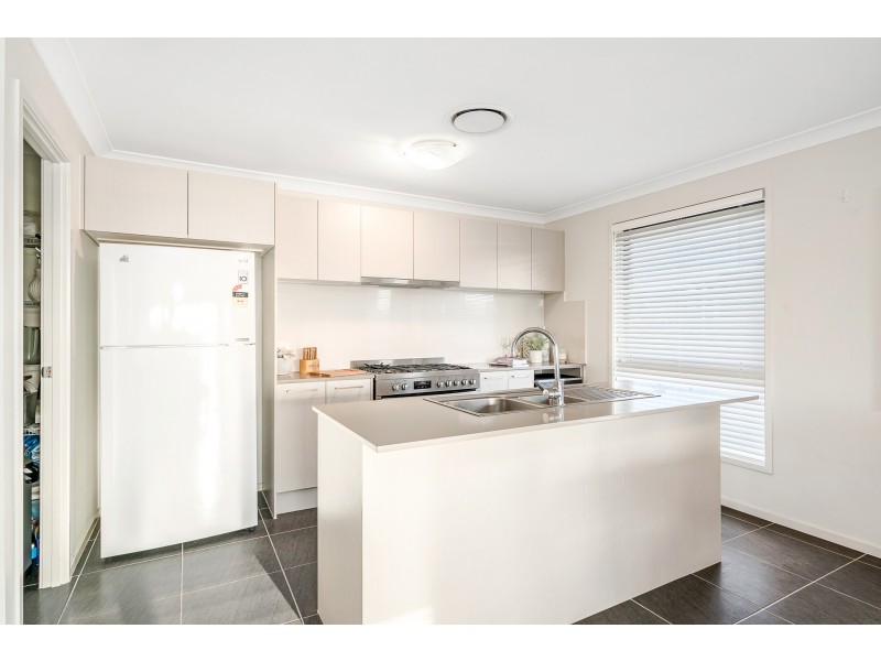 24 Fernlea Crescent, Marsden Park NSW 2765