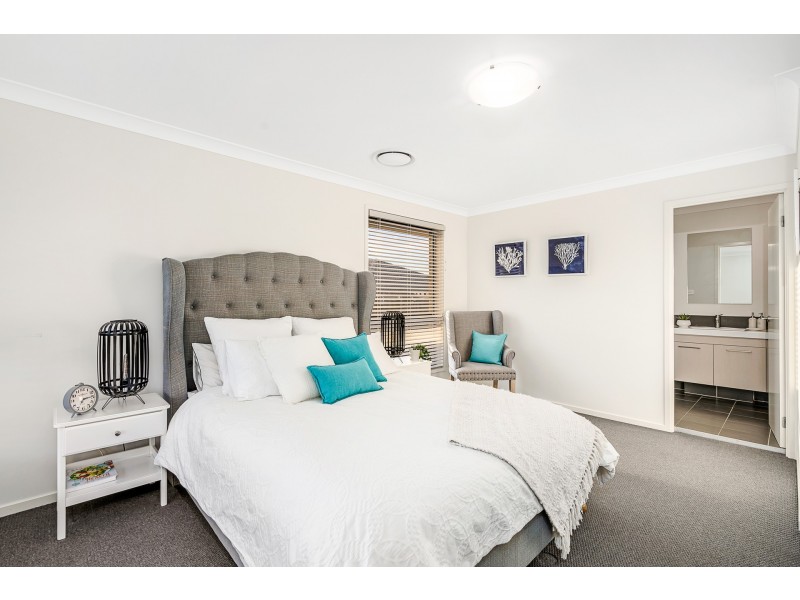 24 Fernlea Crescent, Marsden Park NSW 2765