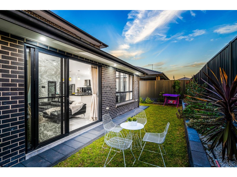 11 Pettengell Street, Marsden Park NSW 2765