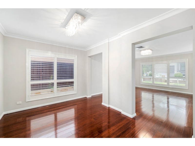 17 Hadley Circuit, Beaumont Hills NSW 2155