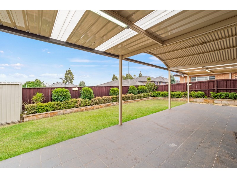 17 Hadley Circuit, Beaumont Hills NSW 2155