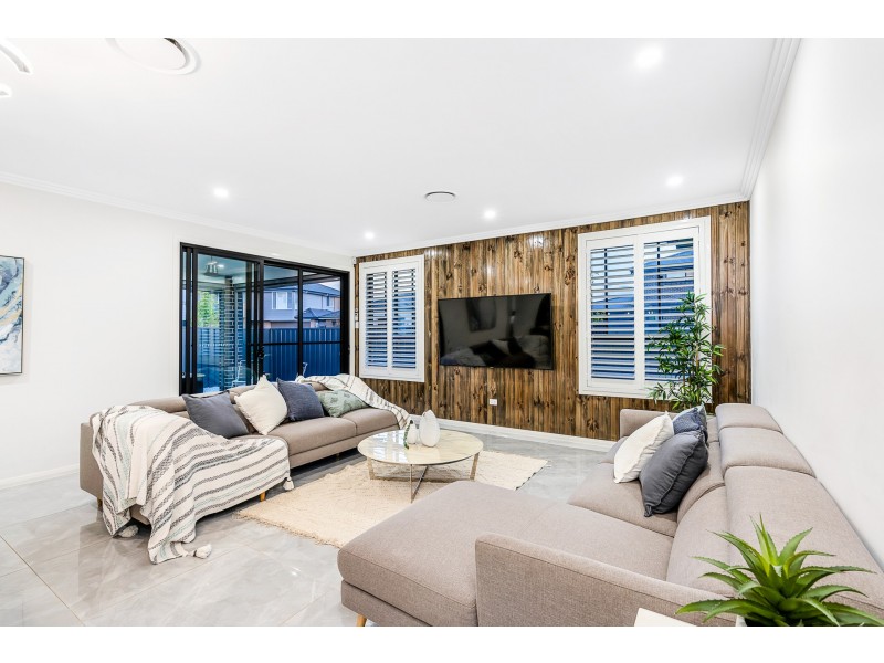 72 Parkway Drive, Marsden Park NSW 2765