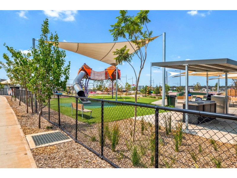 72 Parkway Drive, Marsden Park NSW 2765