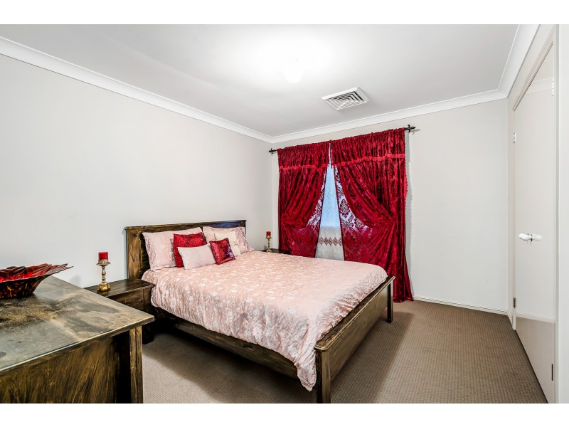 14 Schaefer Terrace, Glenwood NSW 2768