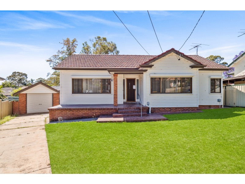 7 Murray Place, Blacktown NSW 2148