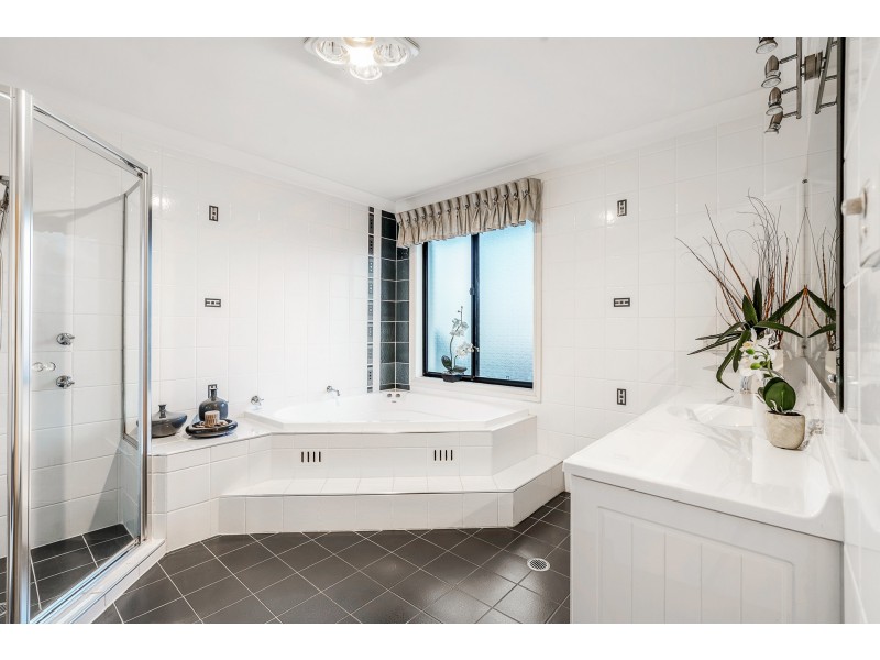 4 Bronzewing Terrace, Bella Vista NSW 2153