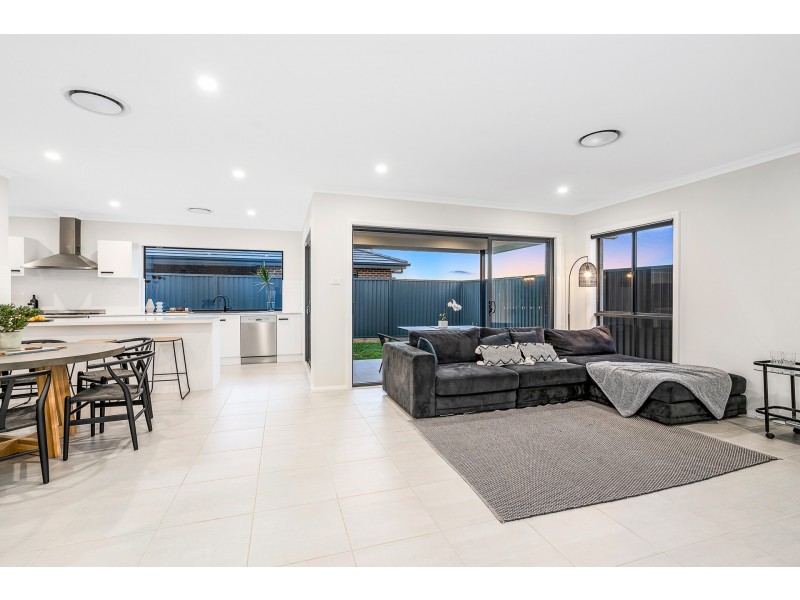 31 Genoa Street, Marsden Park NSW 2765