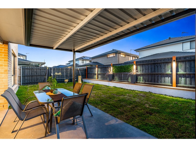 28 Corallee Crescent, Marsden Park NSW 2765