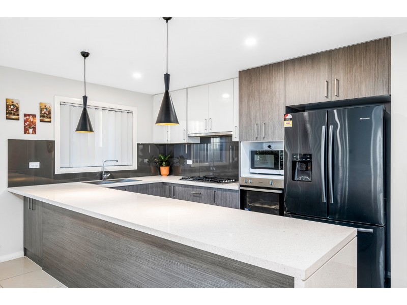 234 Greenview Parade, The Ponds NSW 2769