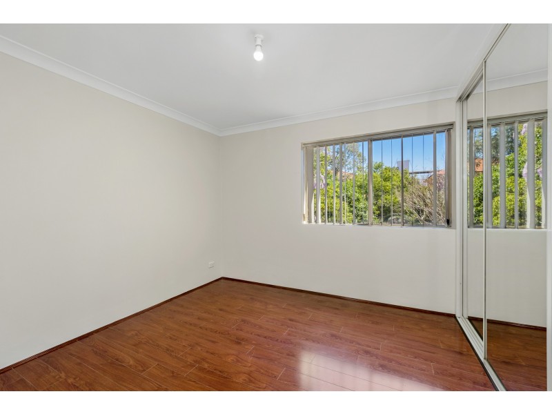 18/2-4 Fourth Avenue, Blacktown NSW 2148