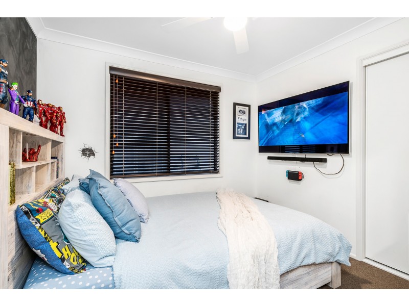 16 Jenkin Street, Ropes Crossing NSW 2760