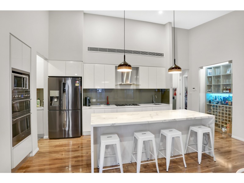 6 Meadowlands Street, Beaumont Hills NSW 2155