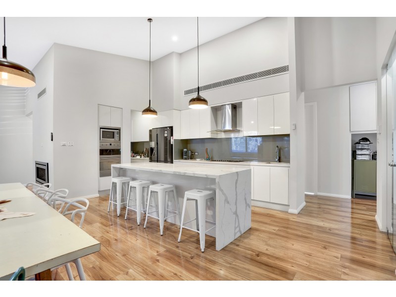 6 Meadowlands Street, Beaumont Hills NSW 2155