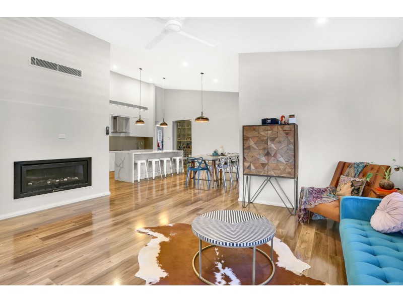 6 Meadowlands Street, Beaumont Hills NSW 2155