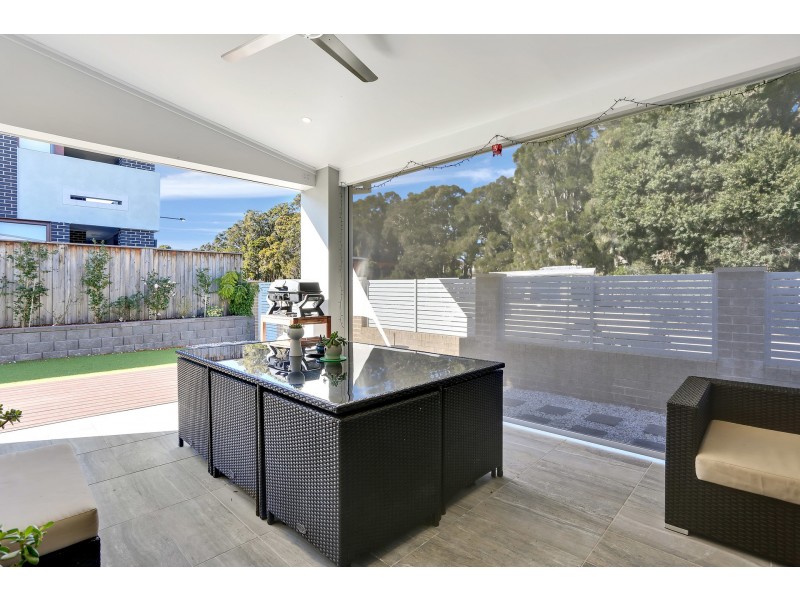 6 Meadowlands Street, Beaumont Hills NSW 2155