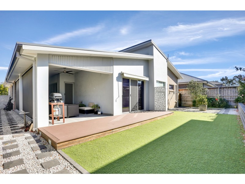 6 Meadowlands Street, Beaumont Hills NSW 2155