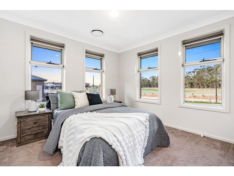 32 Avocet Circuit, Marsden Park NSW 2765