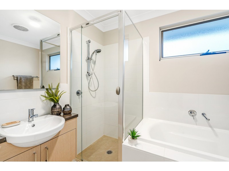 32 Avocet Circuit, Marsden Park NSW 2765