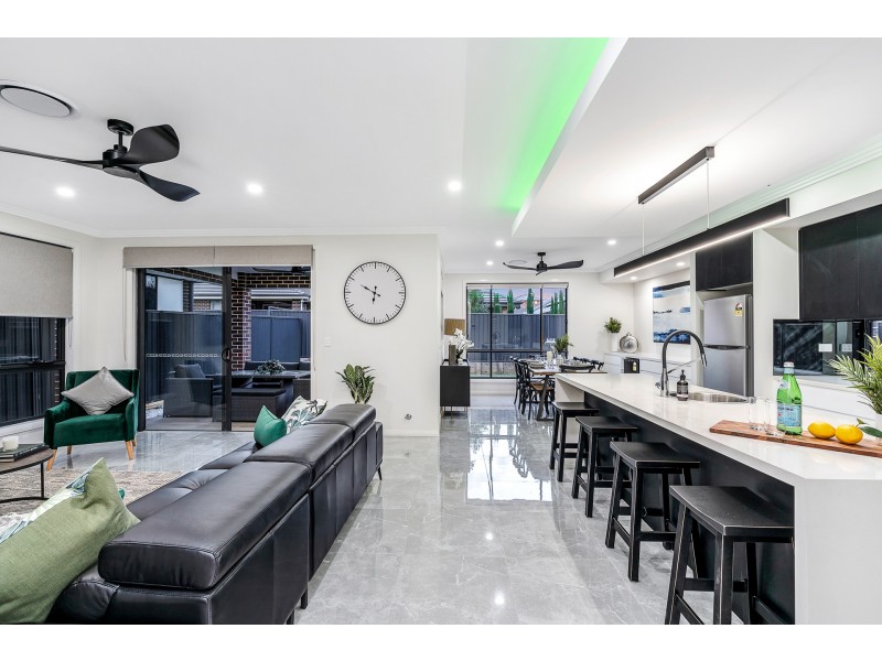 8 Perera Street, Riverstone NSW 2765