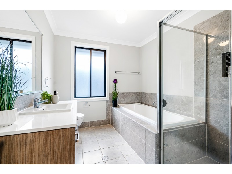 8 Winder Street, Marsden Park NSW 2765