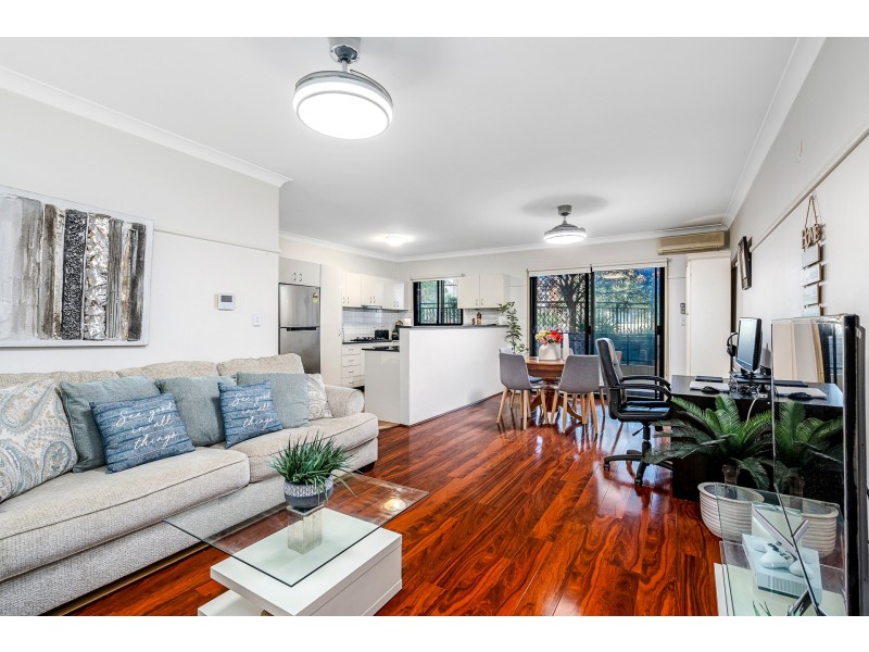 2/32-38 Dobson Crescent, Baulkham Hills NSW 2153