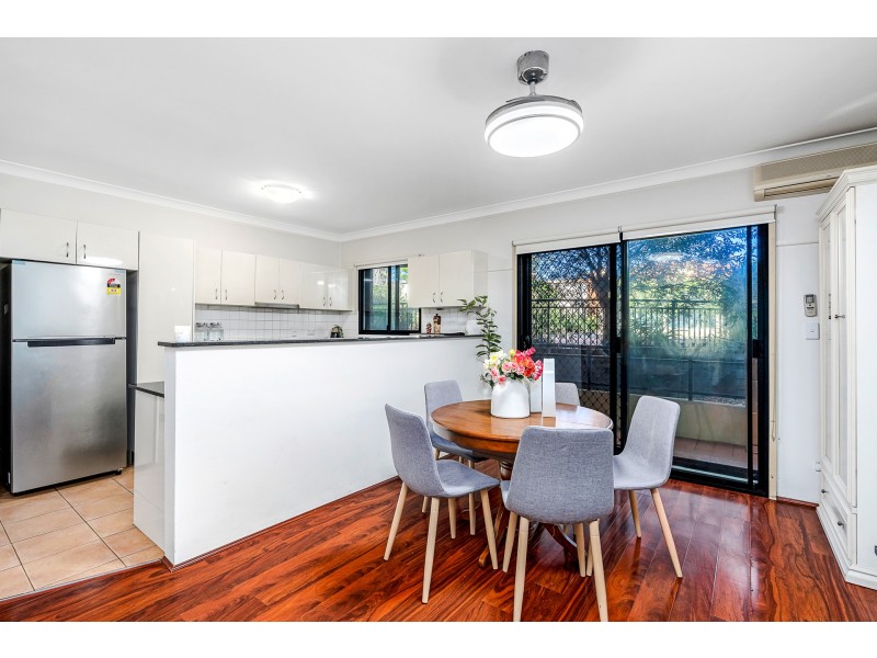 2/32-38 Dobson Crescent, Baulkham Hills NSW 2153