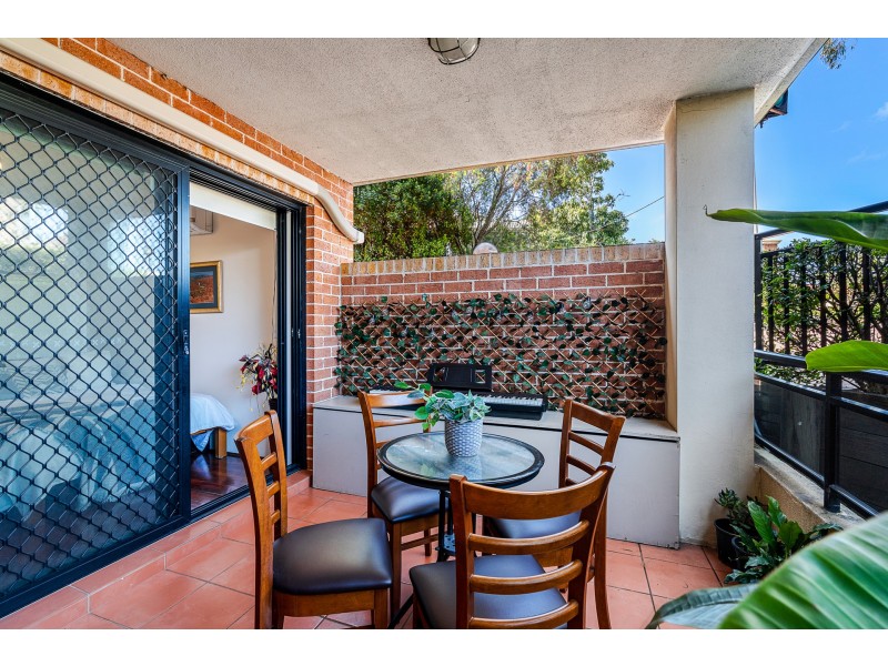 2/32-38 Dobson Crescent, Baulkham Hills NSW 2153