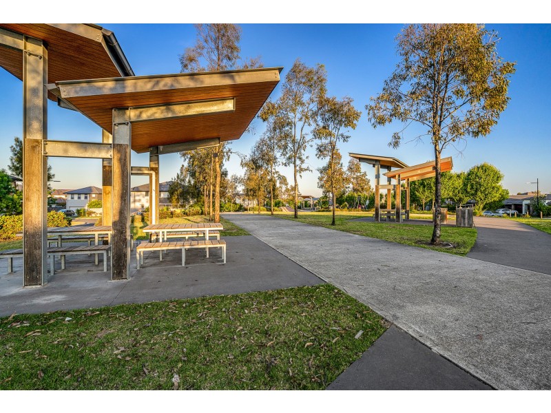 216 Ridgeline Drive, The Ponds NSW 2769