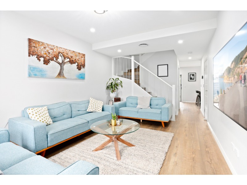 42 Godfrey Glade, Schofields NSW 2762