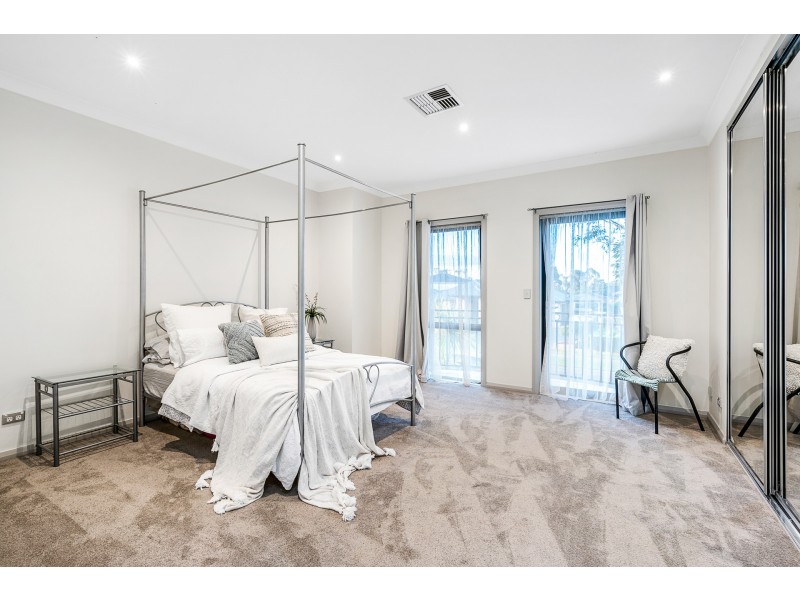 1 Cleveland Close, Rouse Hill NSW 2155