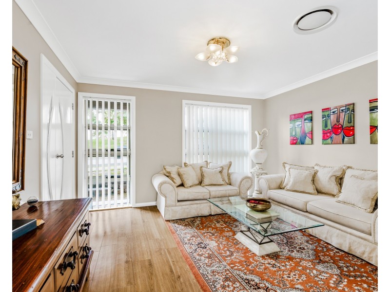 30 Glenmore Ridge Drive, Glenmore Park NSW 2745