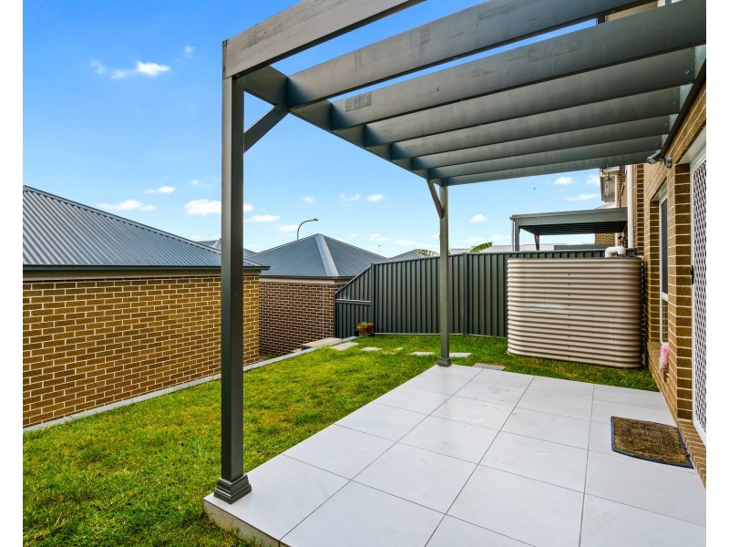 30 Glenmore Ridge Drive, Glenmore Park NSW 2745