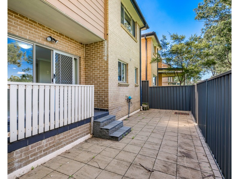 37 Summerfield Avenue, Quakers Hill NSW 2763