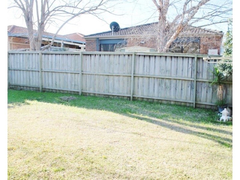 4 Angela Close, Glenwood NSW 2768