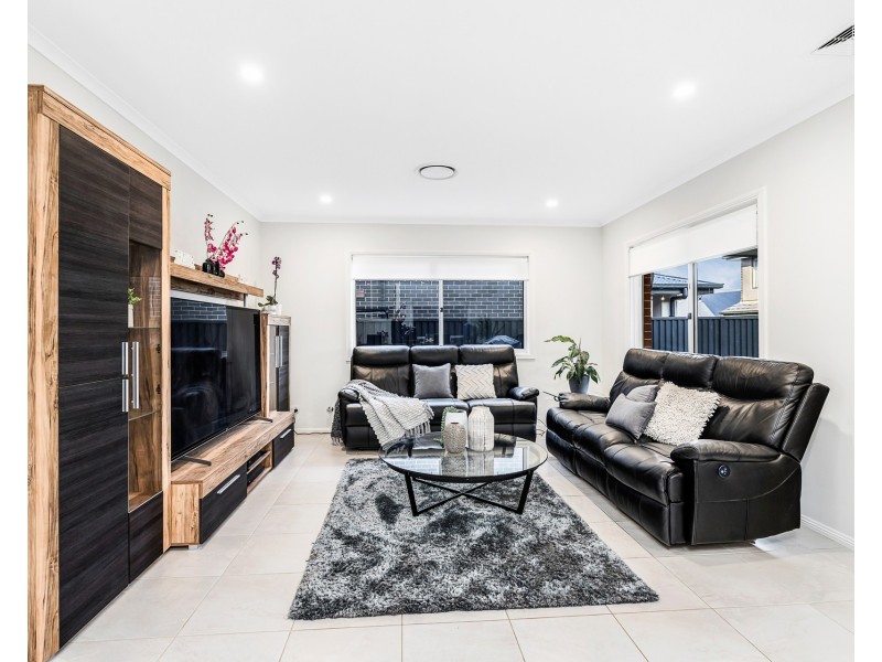 12 Winder Street, Marsden Park NSW 2765