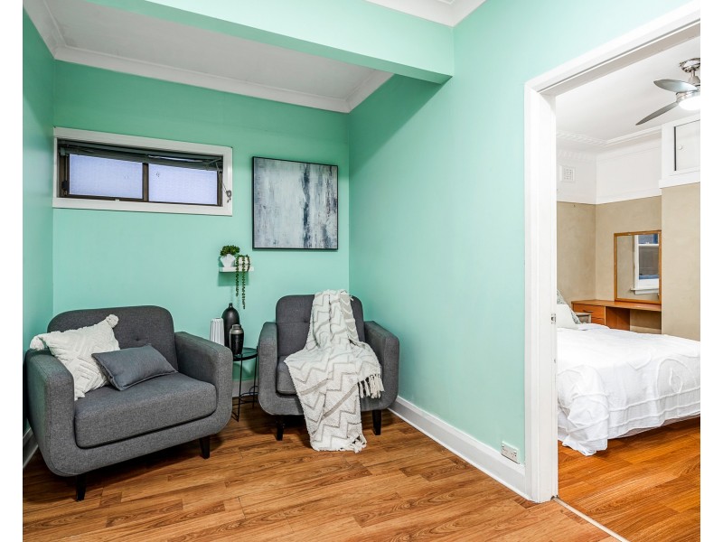 11 Metella Road, Toongabbie NSW 2146