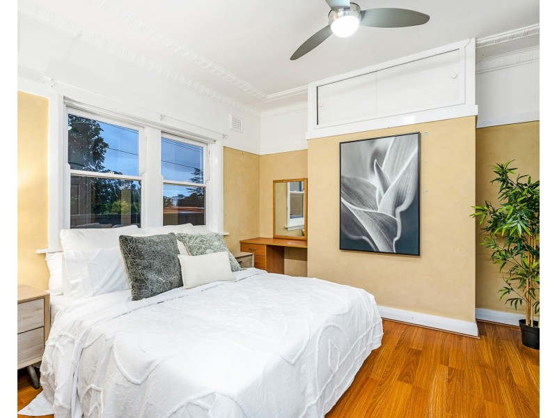 11 Metella Road, Toongabbie NSW 2146