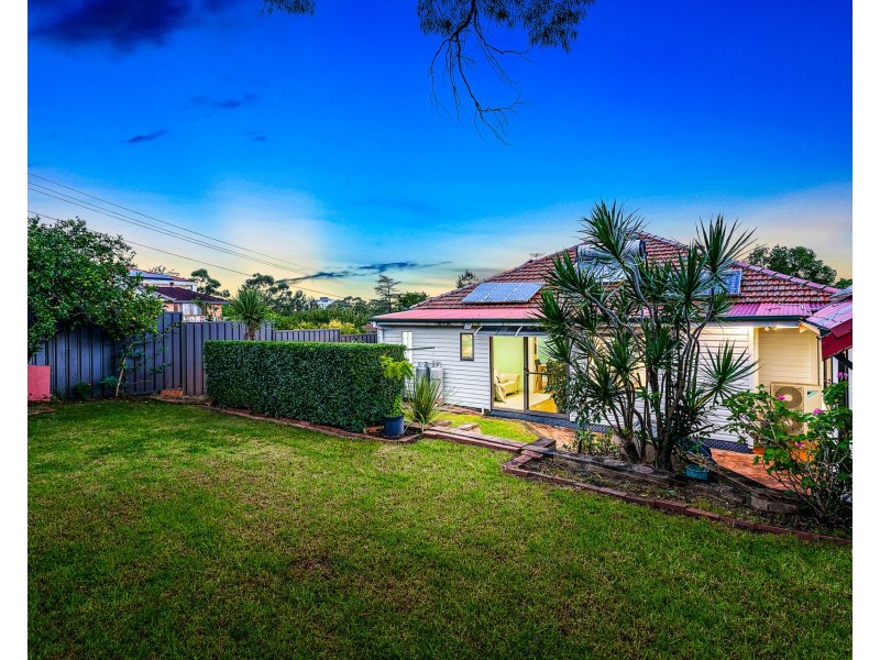 11 Metella Road, Toongabbie NSW 2146