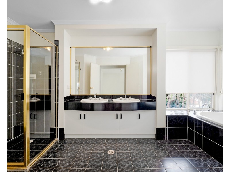 15 Lord Way, Glenwood NSW 2768