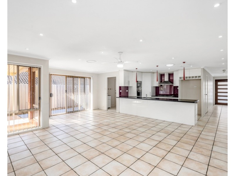 19 Stanford Circuit, Rouse Hill NSW 2155