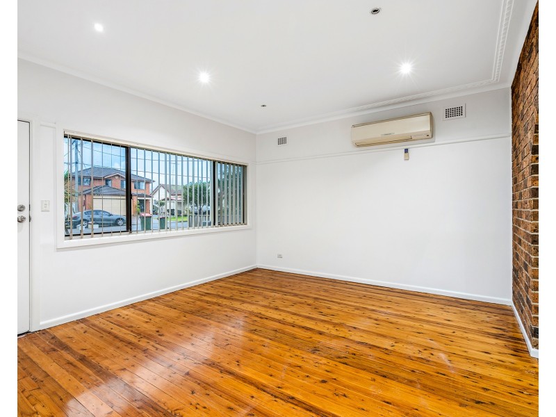 32 & 32A Mary Street, Blacktown NSW 2148