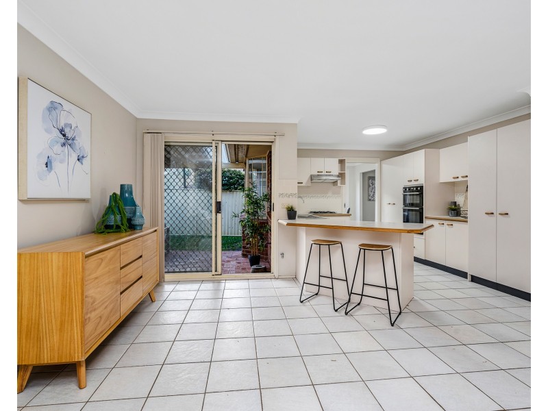 12 Blacksmith Close, Stanhope Gardens NSW 2768