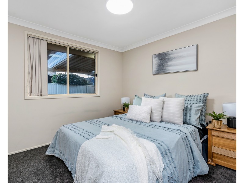 12 Blacksmith Close, Stanhope Gardens NSW 2768
