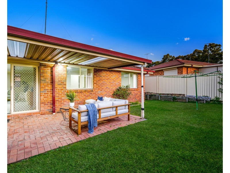 12 Blacksmith Close, Stanhope Gardens NSW 2768