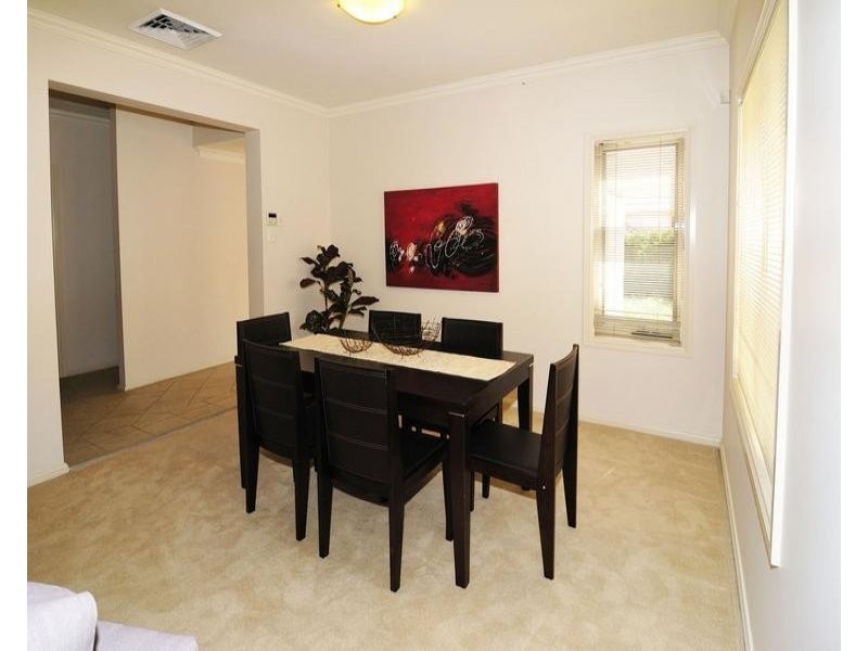 12 Linden Way, Bella Vista NSW 2153