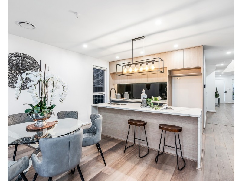 61 Orana Avenue, Seven Hills NSW 2147