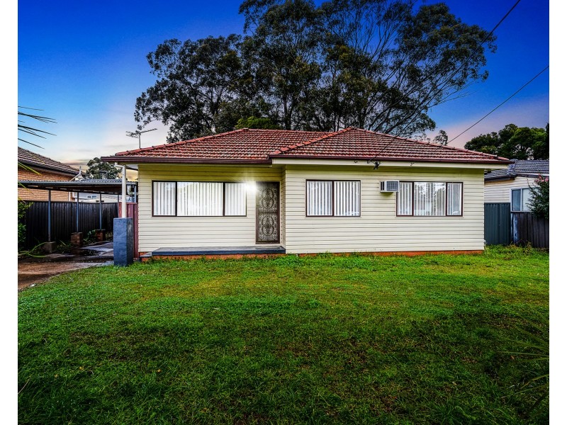 32 Mary Street, Blacktown NSW 2148