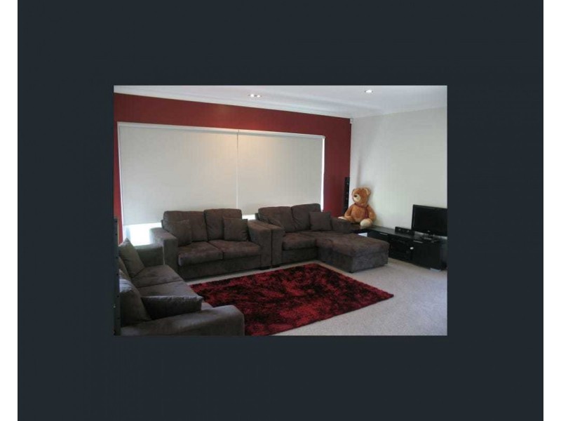 16 Sharpave Avenue, The Ponds NSW 2769