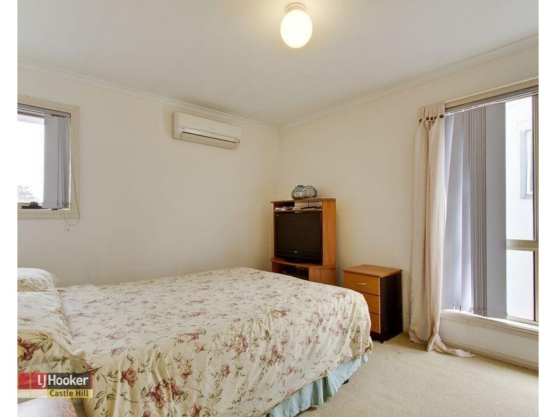 44 Whitehaven Road, Quakers Hill NSW 2763