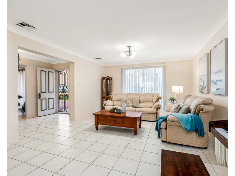 9 Angel Court, Glenwood NSW 2768